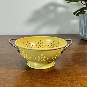 PartyLite Mini Colander Yellow Decorative Candle Holder Metal Strainer Bowl